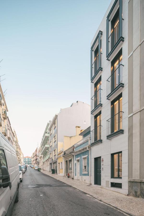 Stupendo- Two Rooms, Patio With Refreshing Pond-Center-Air Conditioning-Free Park Lisboa Exterior foto