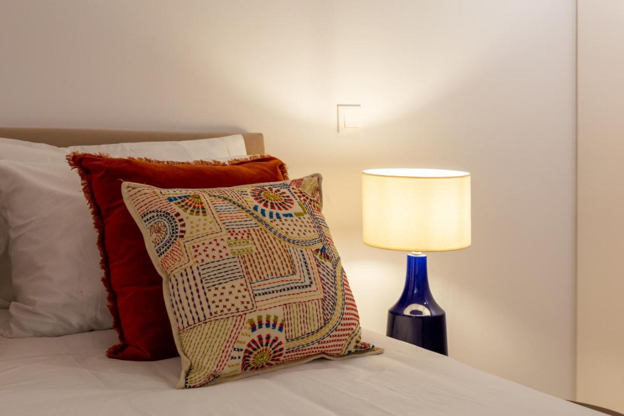 Stupendo- Two Rooms, Patio With Refreshing Pond-Center-Air Conditioning-Free Park Lisboa Exterior foto